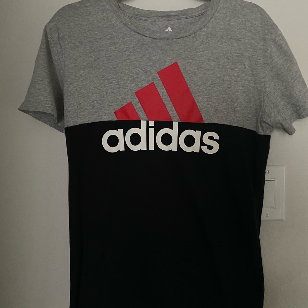 Adidas - Boys -Black, Gray & Red (Size: L 14/16)